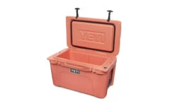 Yeti Tundra 45 Kühlbox -Bestes Angeln Geschäft 191235 Coral Hard Coolers Website Assets Studio Tundra 45 F Quarter Facing Lid Open 1680x1024 1024x1024 2x c67939a8 801f 4a13 8b14 70eb8c502bd0
