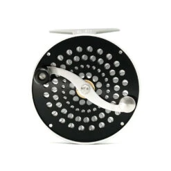 Iwana Salmon Fliegenrolle Classic -Bestes Angeln Geschäft 3 2 1024x1024 b5f89c16 f407 4850 b504 3f3fcc9e4e9f