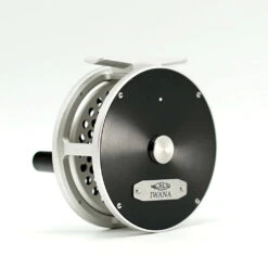 Iwana Steelhead Fliegenrolle - Black/Silver 14 Iwana Steelhead Fliegenrolle - Black/Silver -Bestes Angeln Geschäft 4 2 1024x1024 dce83ea4 05d6 4a56 81ed 05ca730c9931