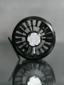 Guideline Halo DH Fliegenrolle Black Stealth -Bestes Angeln Geschäft guideline halo dh fliegenrolle zwheihandrute switchrute 2